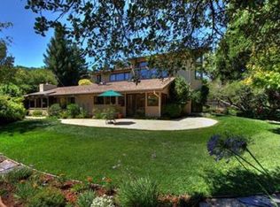 24 Lavenida Dr, Orinda, CA 94563