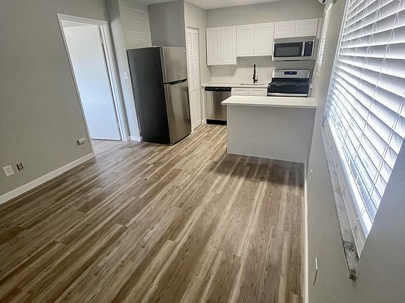 5th image of 4156 Folsom Ave #17656210