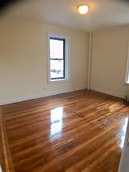 Rented by Roberto Guilbet, LREB