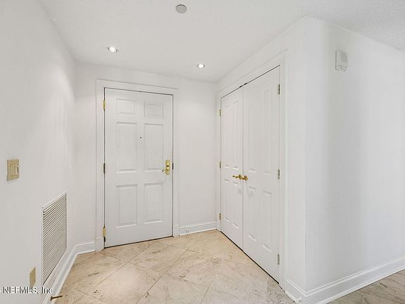4th image of 50 3RD Avenue S #501