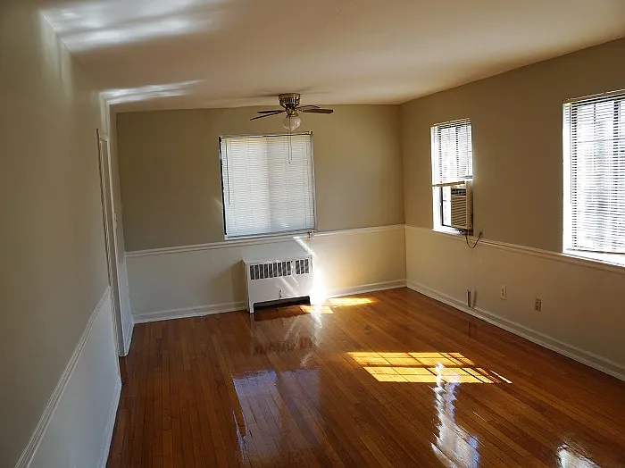 Fleetwood Village Apartments — Photo 14
