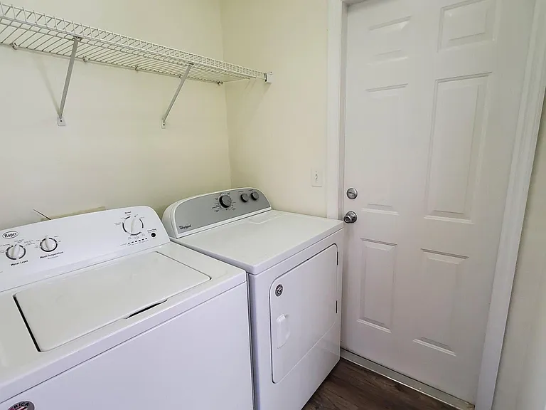 210 Redfish Cir — Photo 9