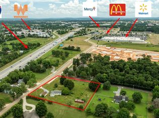 1762 N 48th St, Springdale, AR 72762