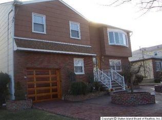 424 Genesee Ave, Staten Island, NY 10312