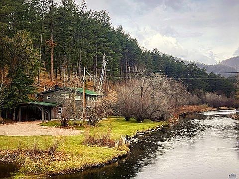 2nd image of 23021 Thunderhead Falls Rd