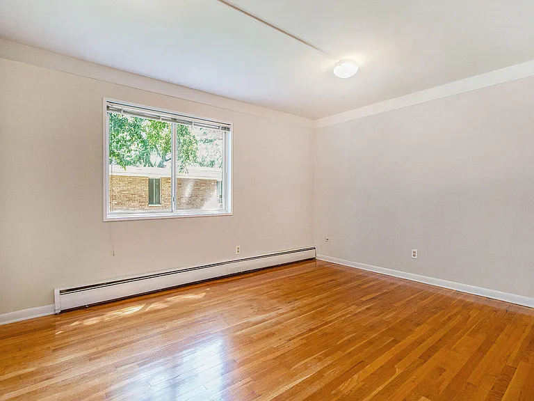 1249 Island Dr #101 — Photo 10