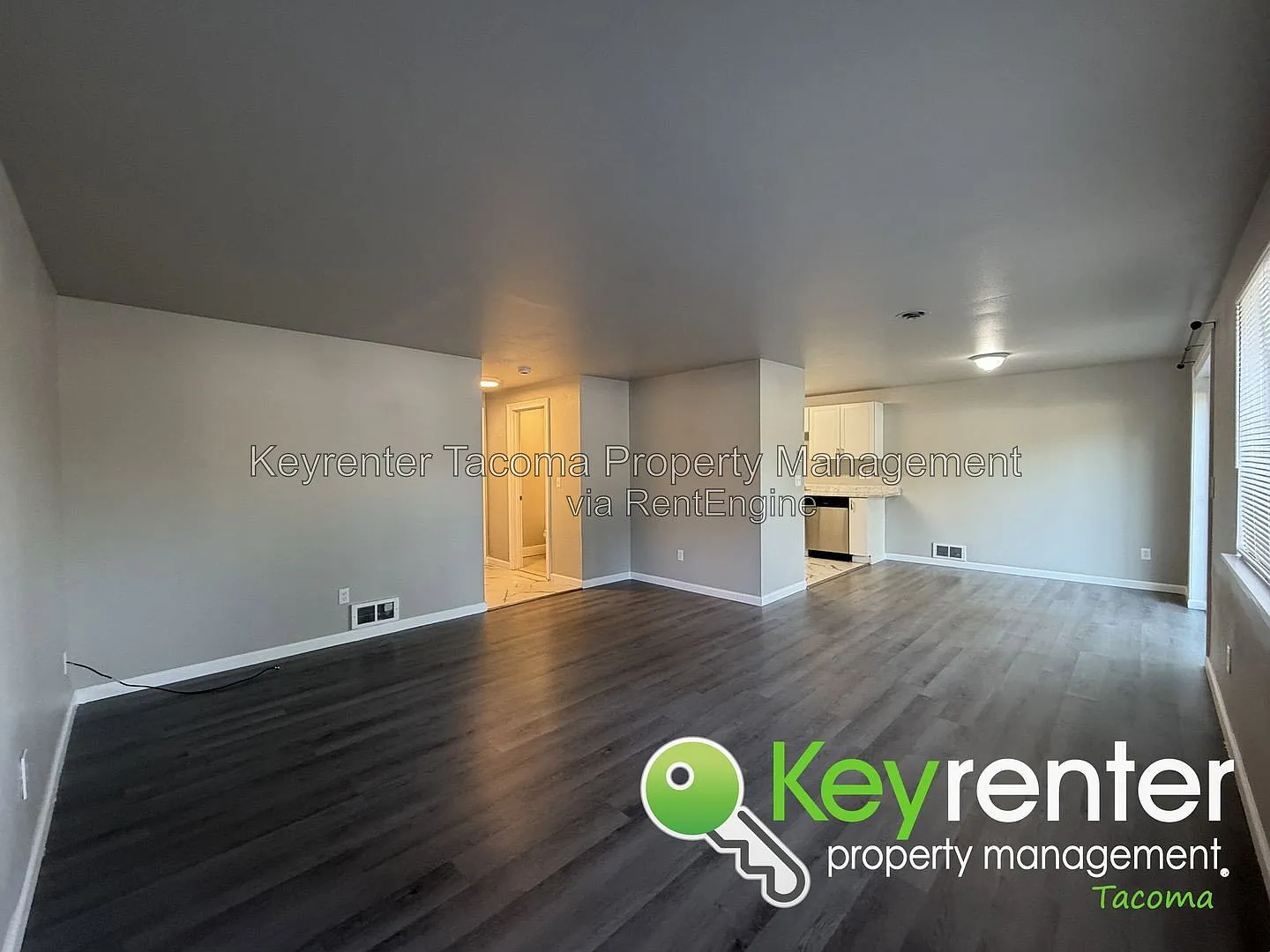 3 bed, 2.5 bath, 1349 sqft, $2,500 — Photo 4