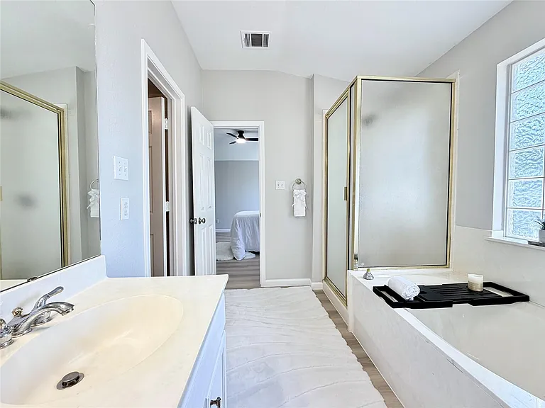 2417 Hallie Ln — Photo 31