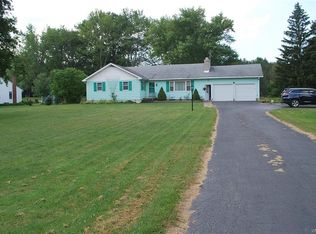 780 Maple Rd, East Aurora, NY 14052