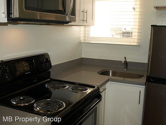2nd image of 1241 Bush St APT 303
