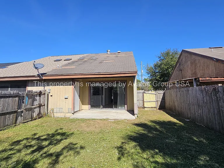 10724 Alden Rd #1 — Photo 21