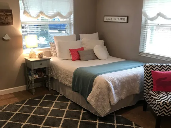 1557 Palm Ave, Jacksonville, FL 32207