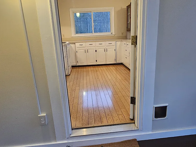 2089 W Creek Rd — Photo 32