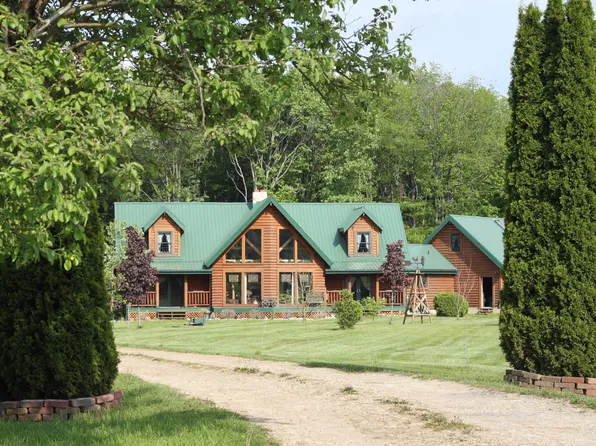 541 Squaw Valley Rd, Parker, PA 16049