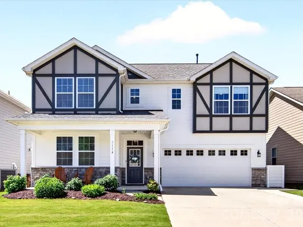 1114 Laggan Ln, Indian Trail, NC 28079