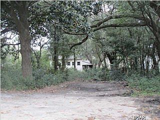 2nd image of 2711 Valla St