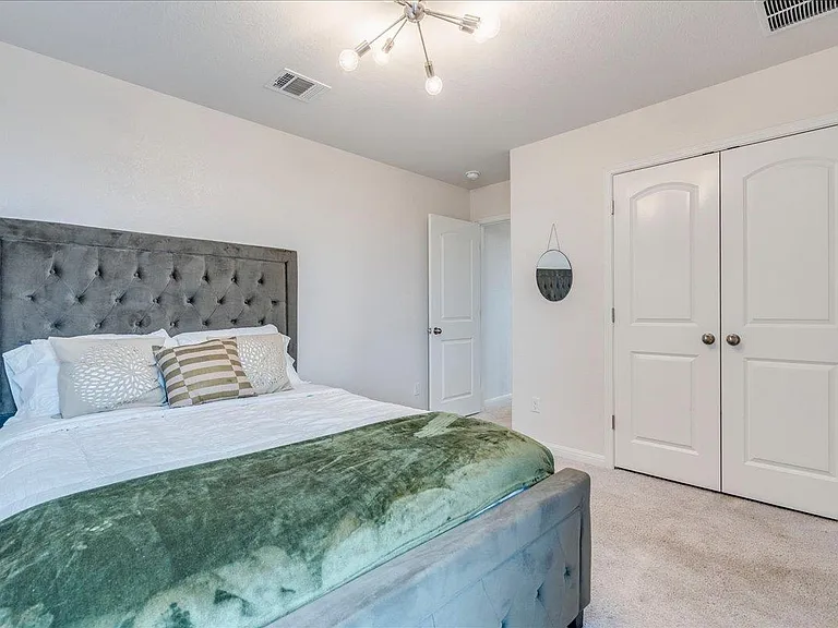 4513 Lucabella Ln — Photo 31