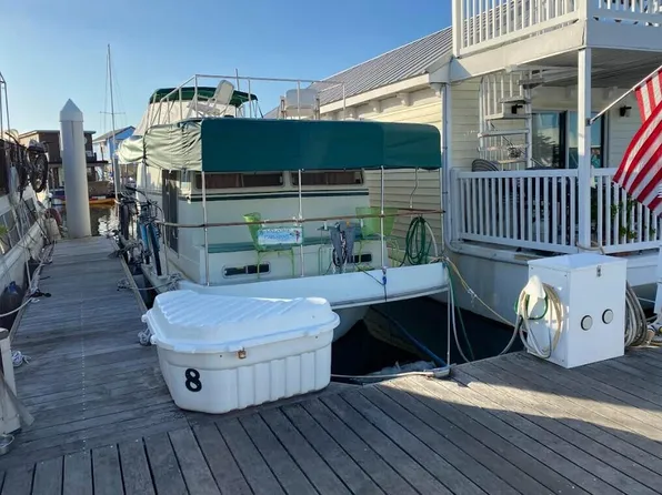 1801 S Roosevelt Boulevard Slip Bs #8, Key West, FL 33040