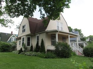 920 Larkin Ave, Elgin, IL 60123