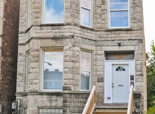 3833 W Arthington St, Chicago, IL 60624