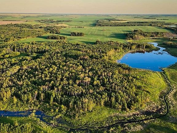 4th image of 9 Rural Camrose