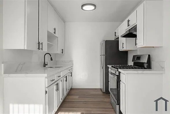 3933 Nicolet Ave #12 — Photo 4