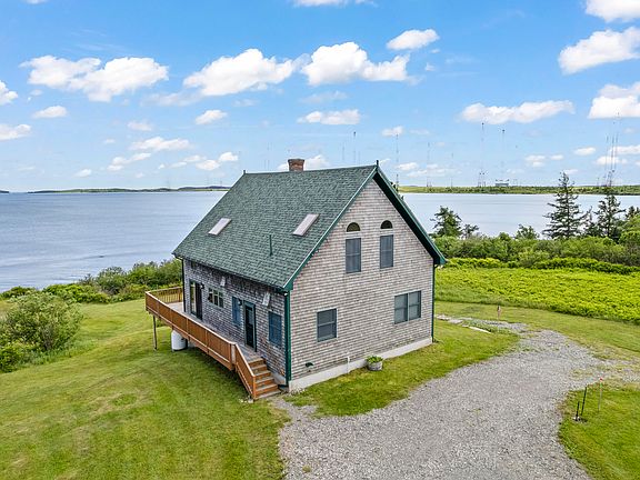 5th image of 26 Ridge Road