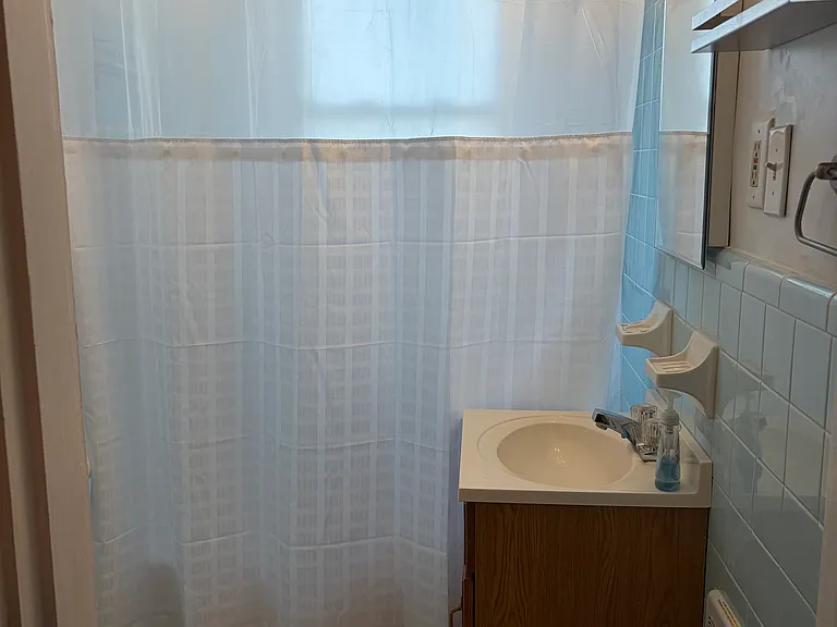 14 Indiana Ave #A — Photo 7