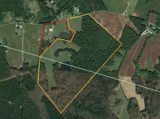 8206 Military Rd, Amelia Court House, VA 23002