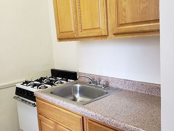 2nd image of 667 Ocean Ave APT 1A