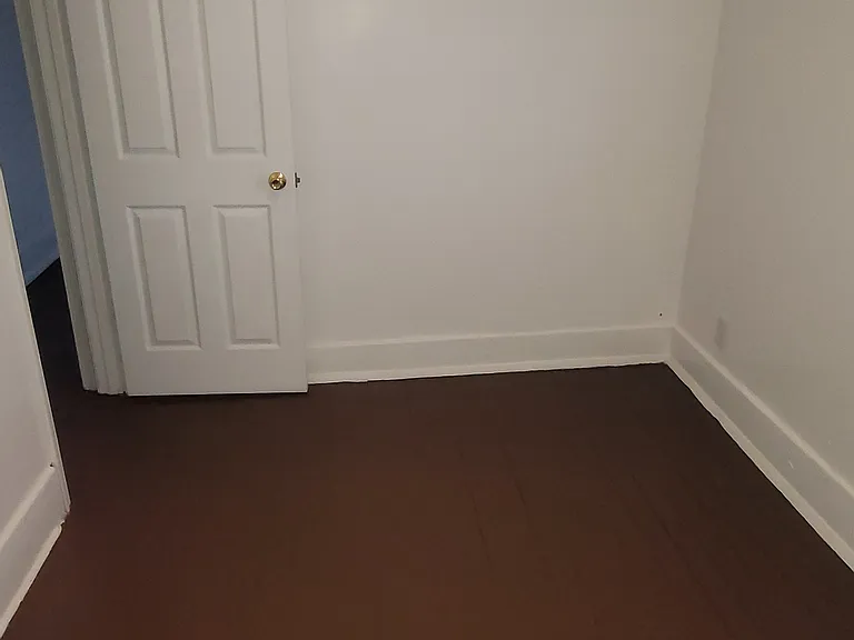 536 Jefferson St — Photo 8