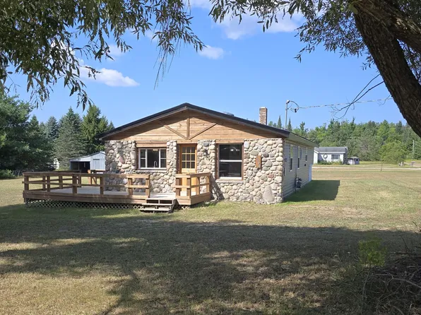 9980 Old Us Highway 27, Vanderbilt, MI 49795