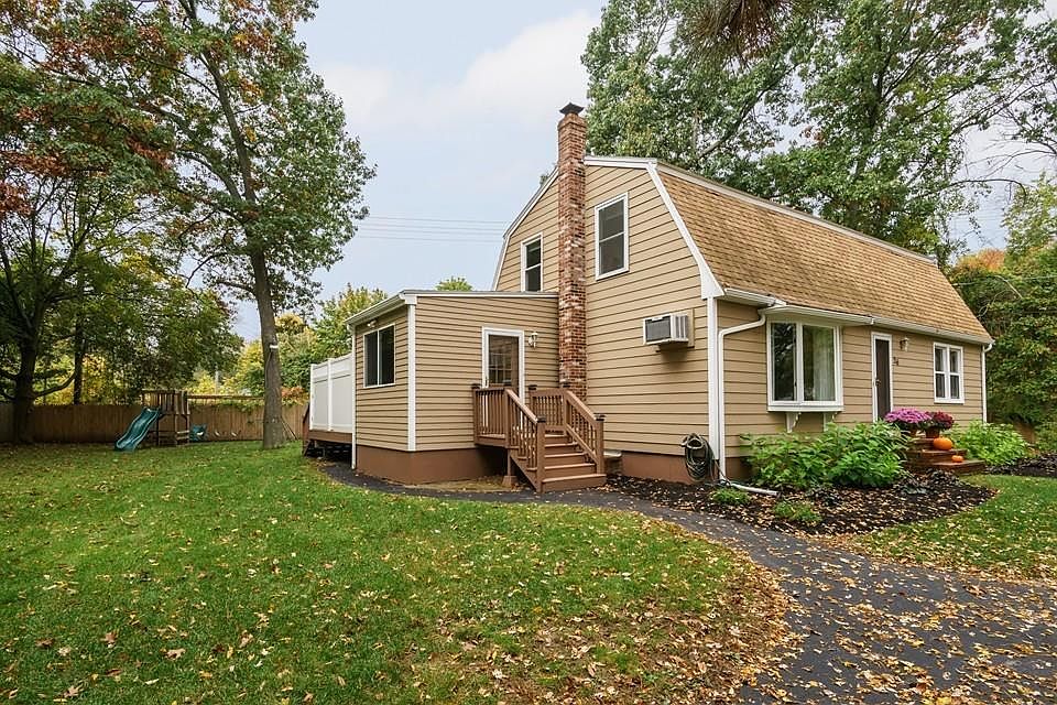 1st image of 216 Brimbal Ave