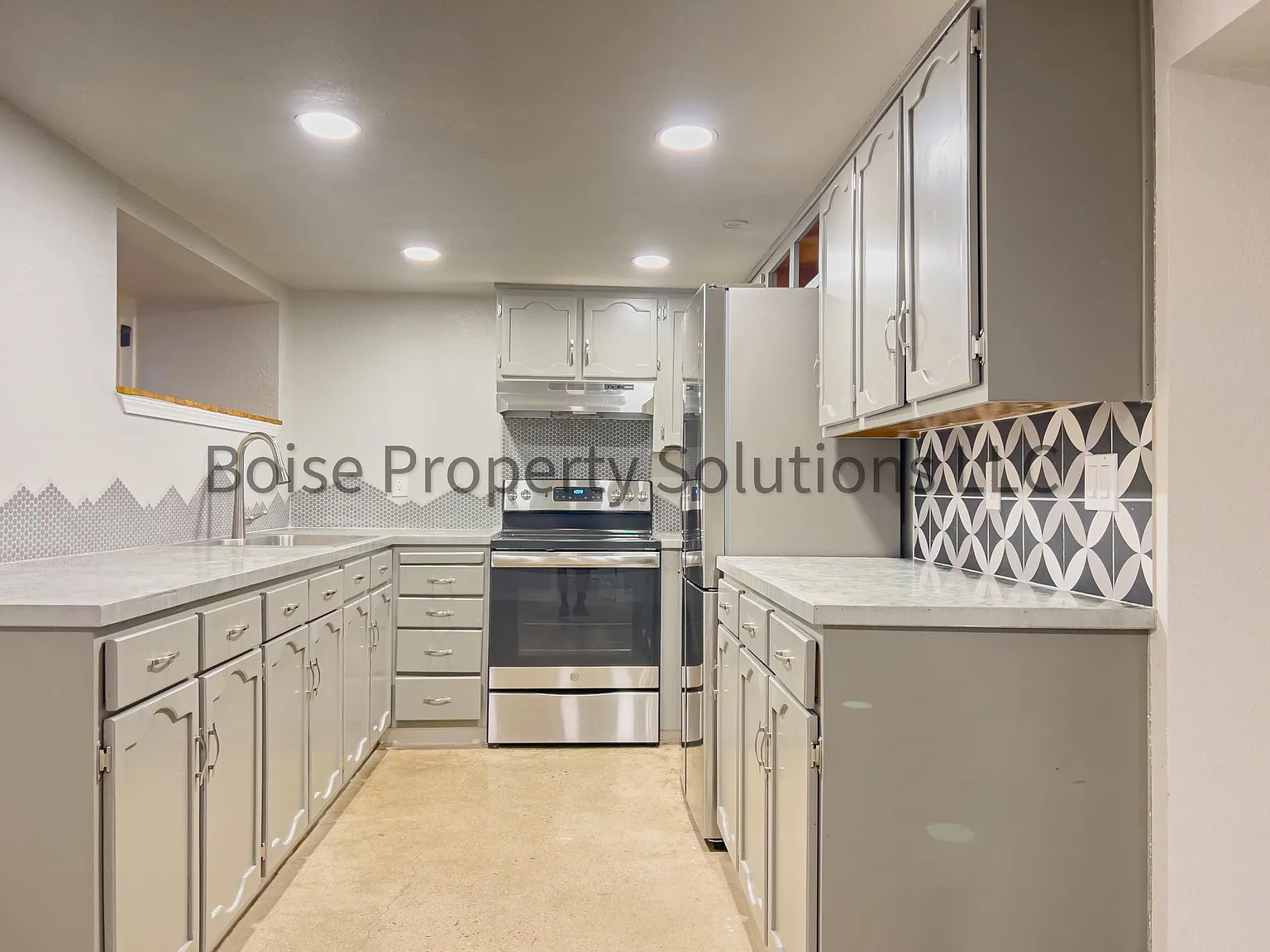 2 bed, 1044 sqft, $1,495 — Photo 2
