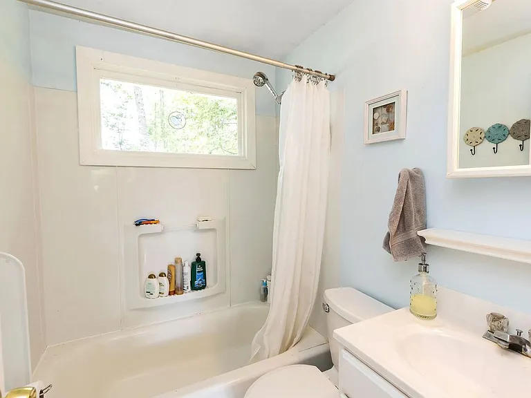 16 Clark Ave — Photo 23