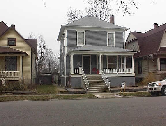 1st image of 120 E Van Ave