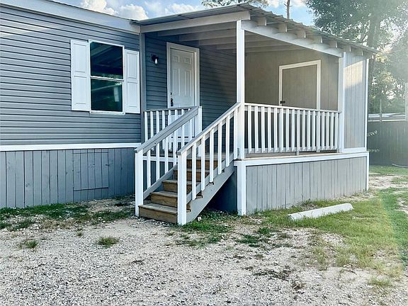 2nd image of 21044 S Sabine Dr