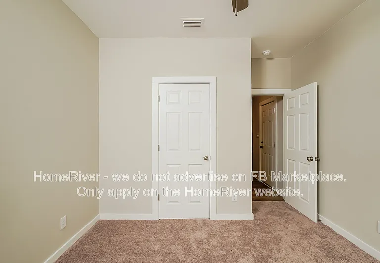 819 Temple St — Photo 11