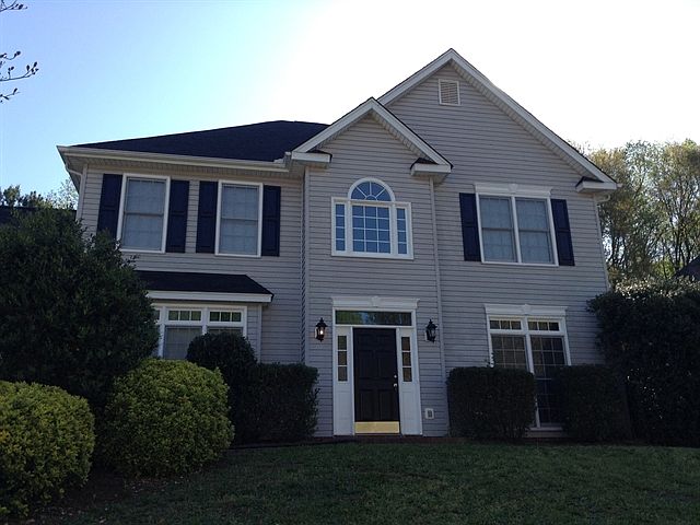 1st image of 108 Planterswood Ct