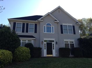 108 Planterswood Ct, Greenville, SC 29615