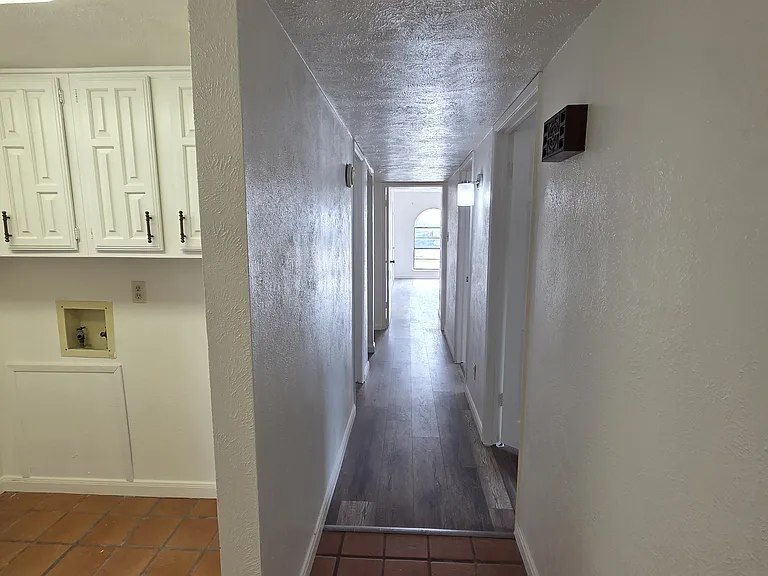 10247 Green Ash Rd — Photo 16