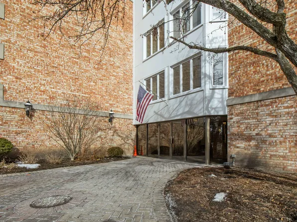 200 Lake Blvd APT 456, Buffalo Grove, IL 60089