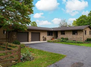 10 Kehner Rd, Mogadore, OH 44260