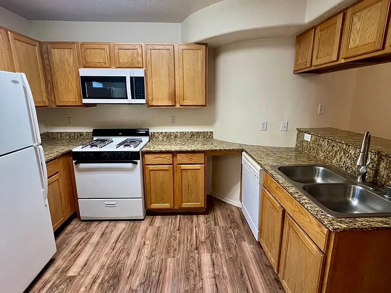 Modern Condo-Style Living Near Nob Hill & UNM $300 Off Move-In Special at The Spirals Apartments — Photo 44