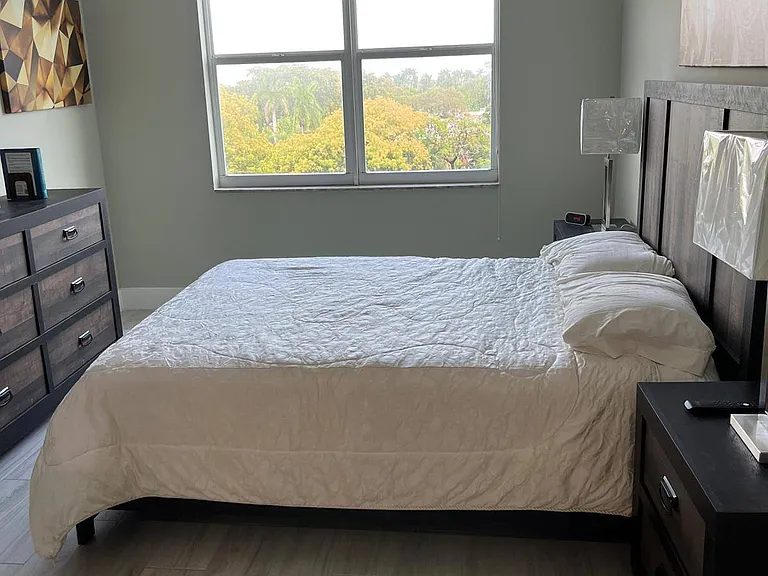 1800 N Andrews Ave #5D — Photo 6