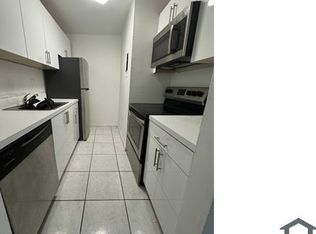7407 SW 152nd Ave APT 103, Miami, FL 33193