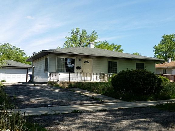 3rd image of 1812 Linden Ave