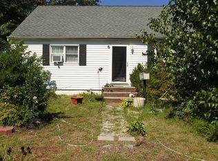 364 42nd St, Lindenhurst, NY