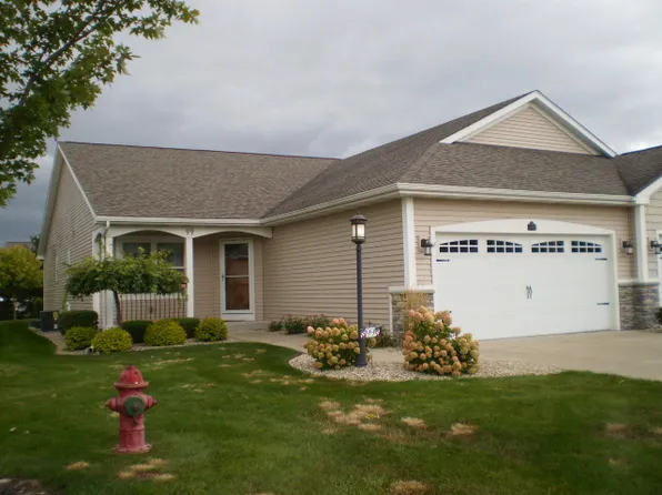 99 Tuscany Cir, Saginaw, MI 48603