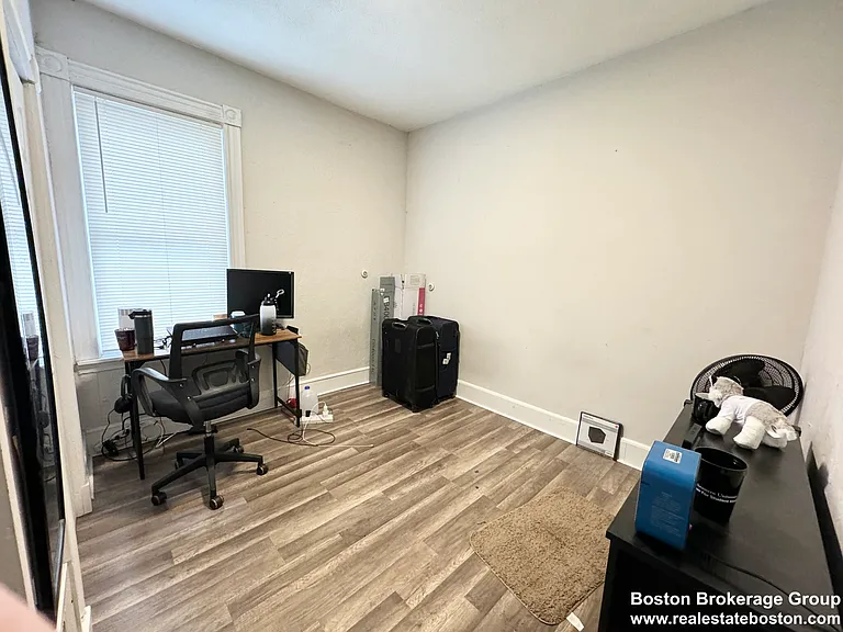 45 Crescent Ave #1 — Photo 3